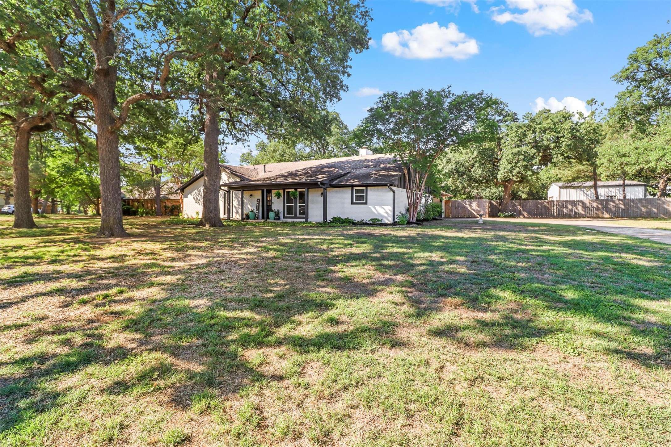 Corinth, TX 76208,3608 Lynchburg DR