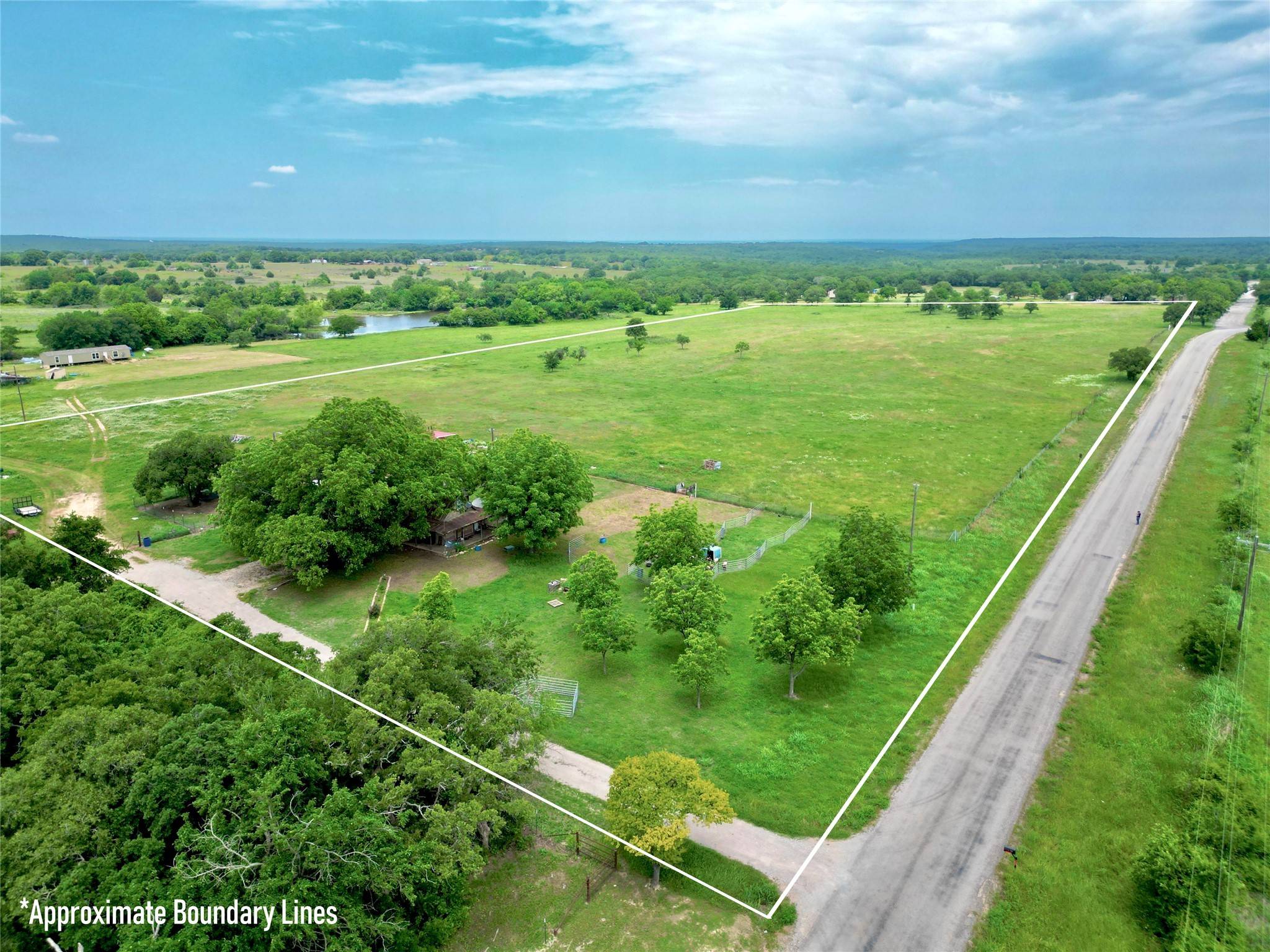 750 Lone Star RD,  Bowie,  TX 76230