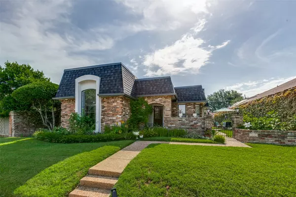 Richardson, TX 75081,1225 Whispering Oaks LN