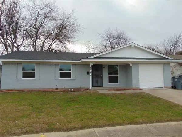 3610 Pacesetter DR, Dallas, TX 75241