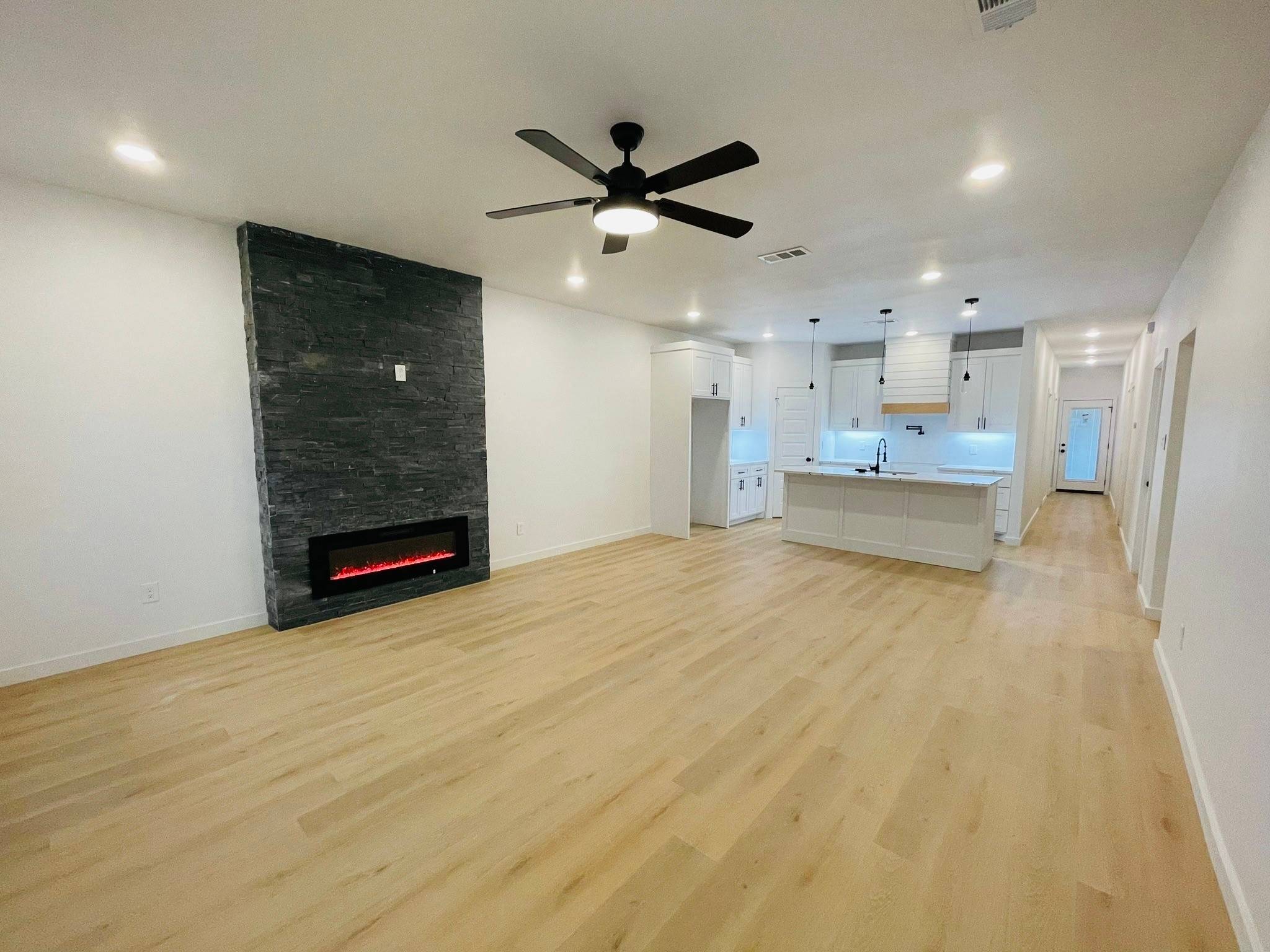 Gun Barrel City, TX 75156,109 Newton LN