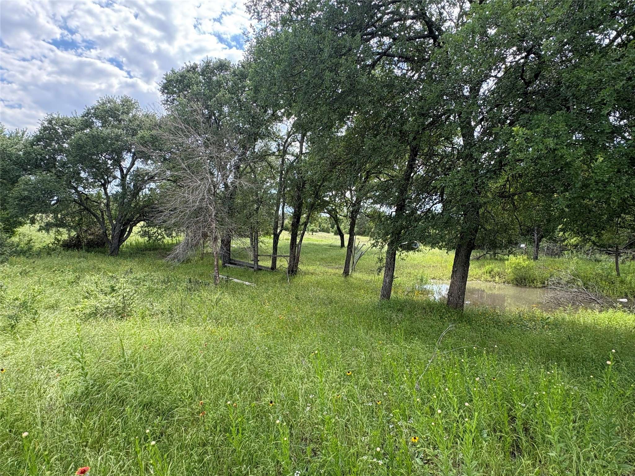 160 Water Tower RD, Axtell, TX 76624