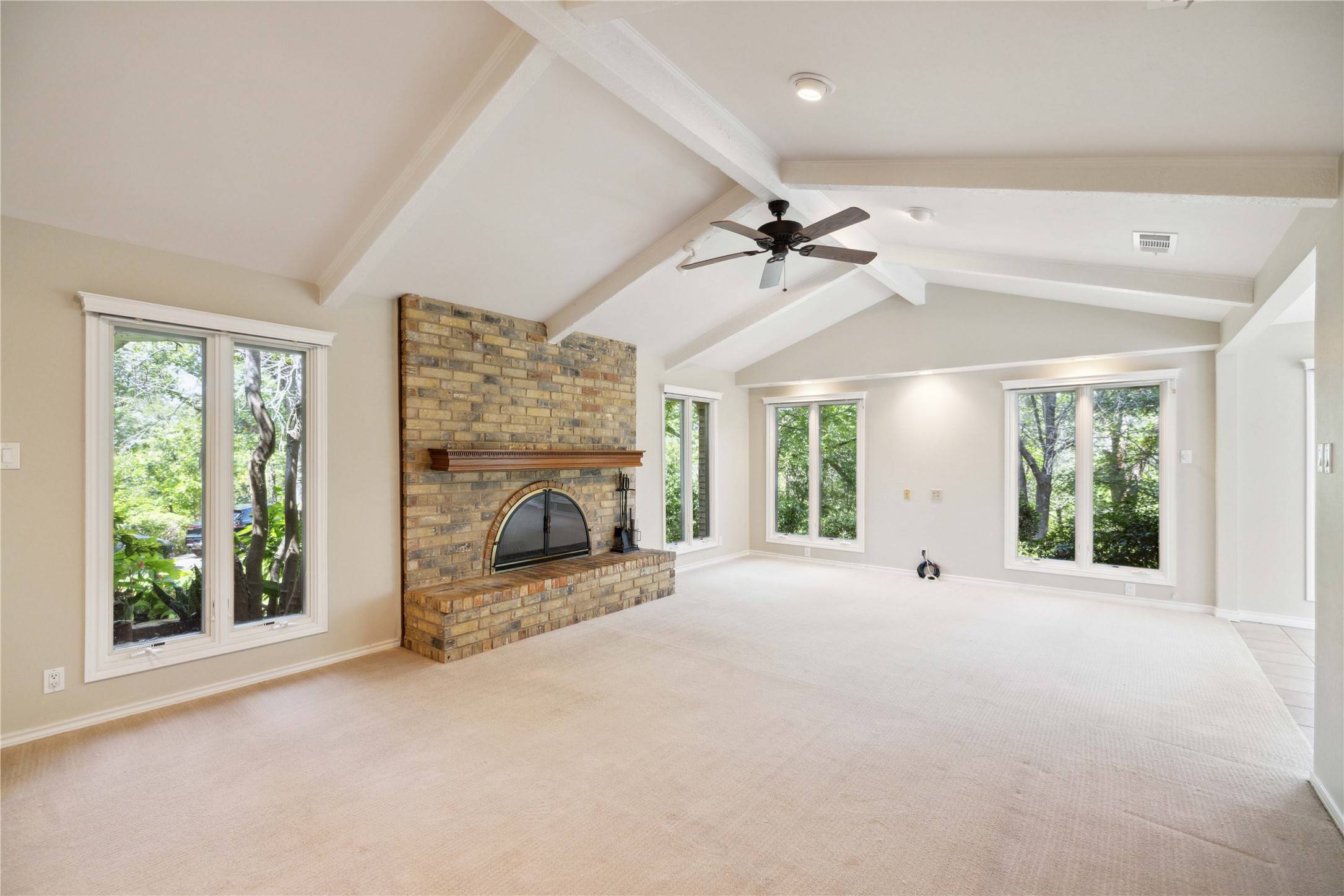 7517 Sunnyview LN, Flower Mound, TX 75022