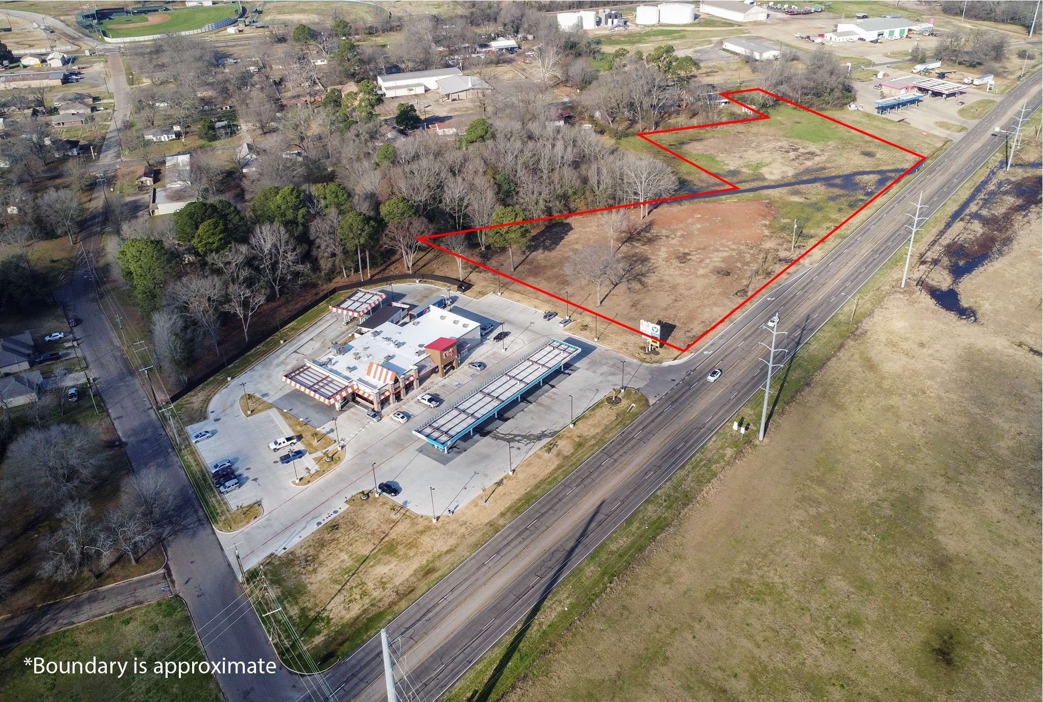 700 N Greer BLVD, Pittsburg, TX 75686