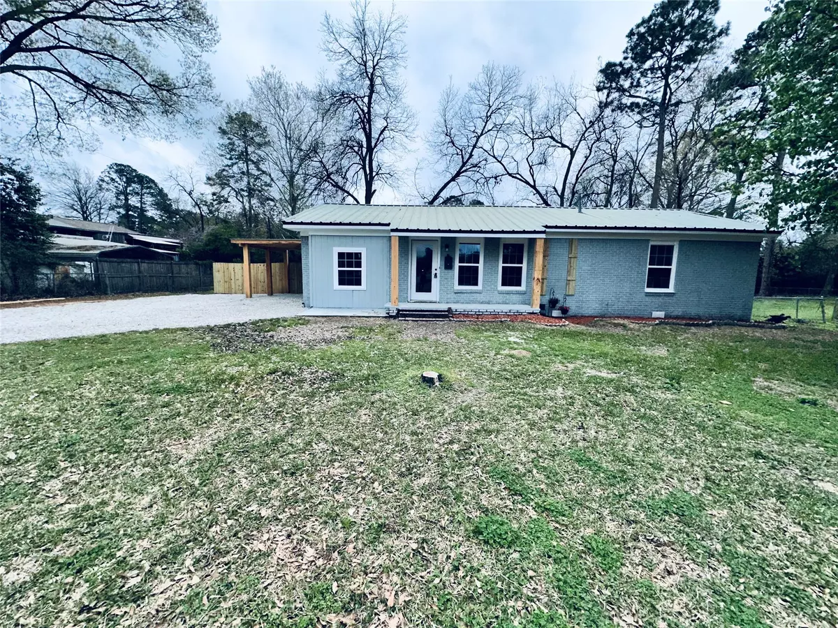 Minden, LA 71055,507 Lakeshore DR