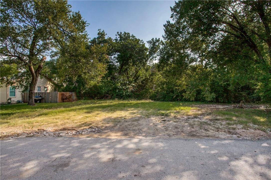 6910 Mohawk DR, Dallas, TX 75235