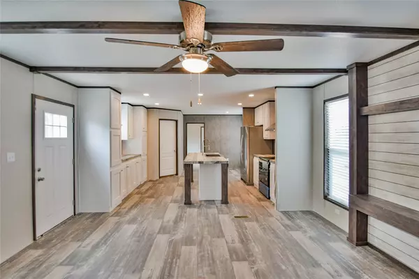 6531 Ridgecrest LN, Argyle, TX 76226