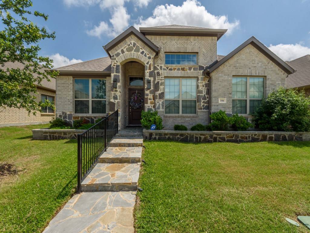 104 Melody WAY,  Red Oak,  TX 75154