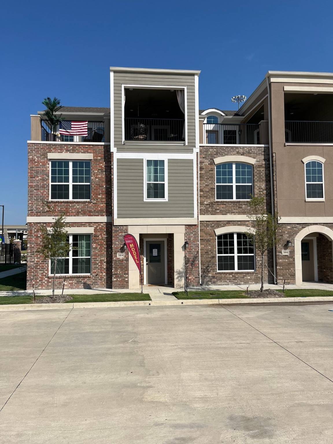3806 Manhattan AVE, Grand Prairie, TX 75052