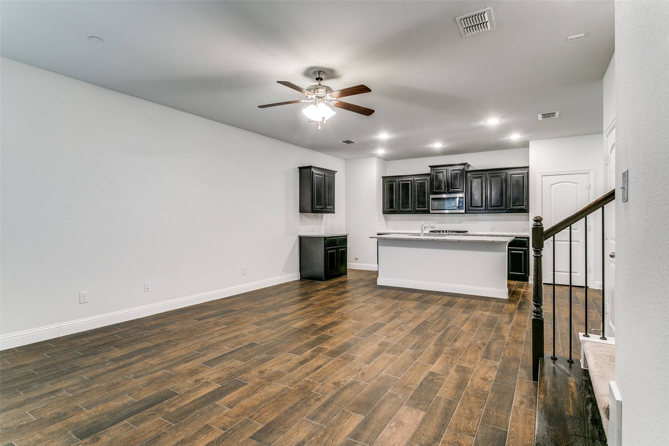 North Richland Hills, TX 76180,6813 Mcclelland DR