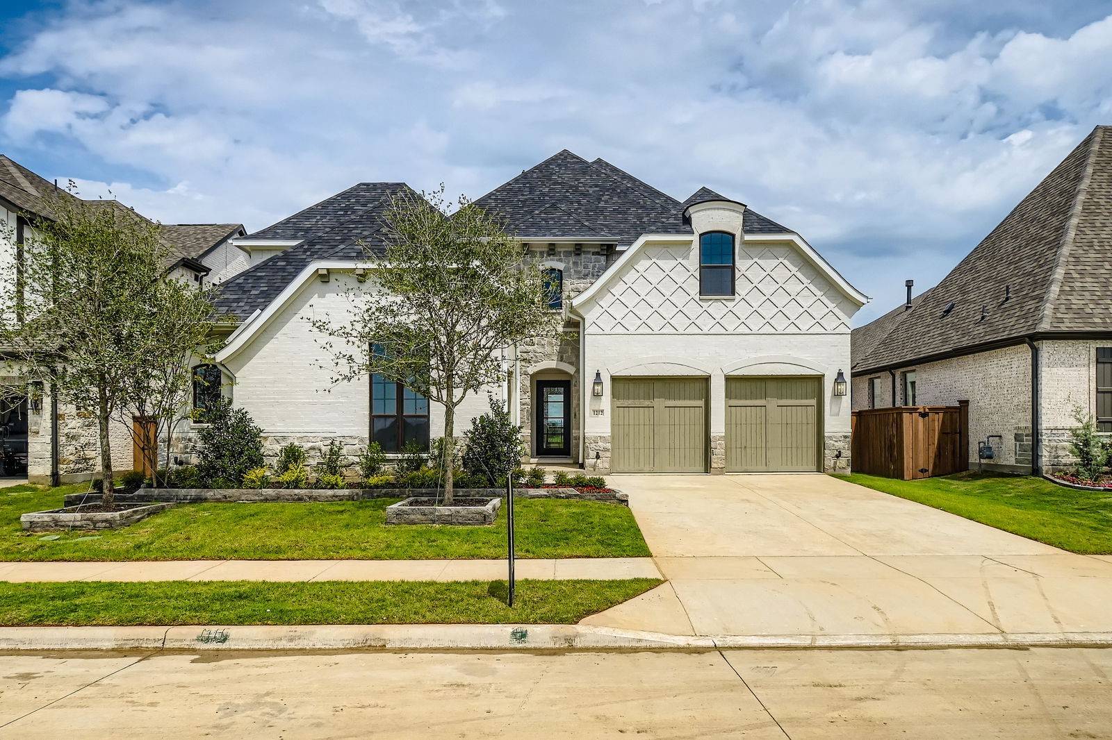 1212 High, The Colony, TX 75056