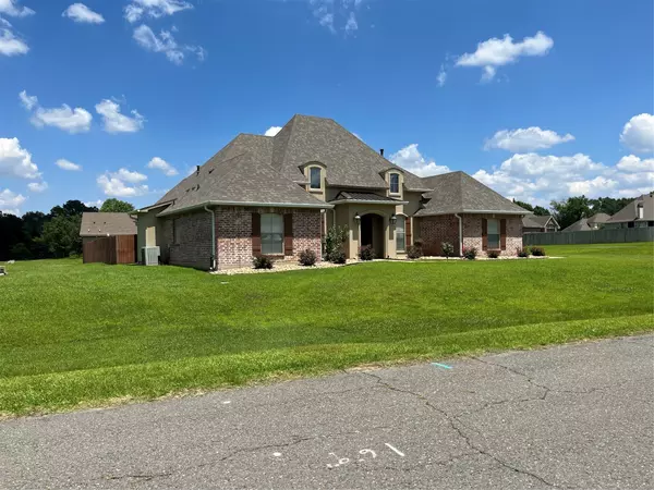 Keithville, LA 71047,10625 Pelican Pointe DR