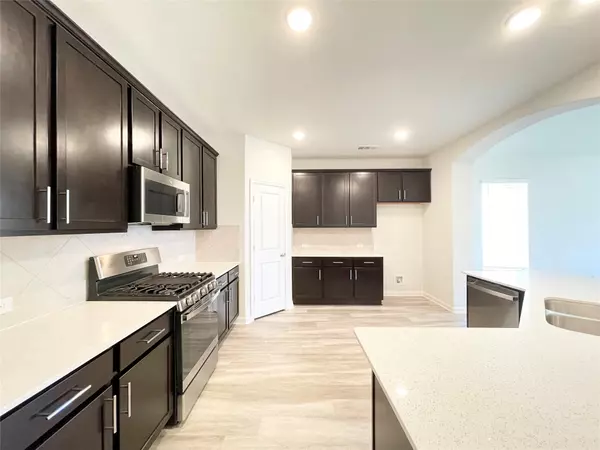 16313 Garden DR,  Celina,  TX 75009