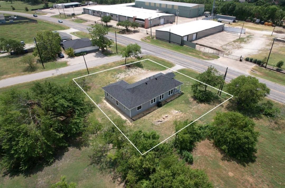 802 E Broad ST, Forney, TX 75126