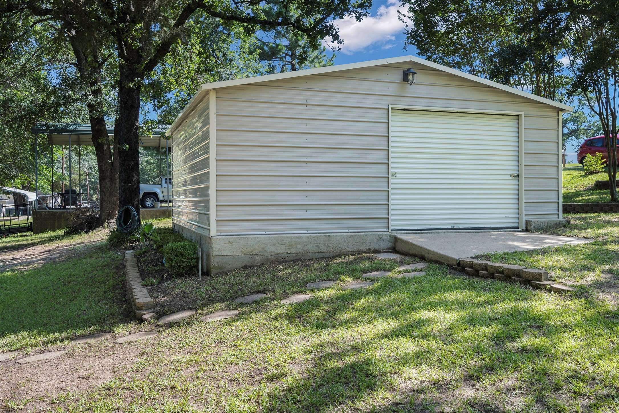 Mabank, TX 75156,132 Ivy LN
