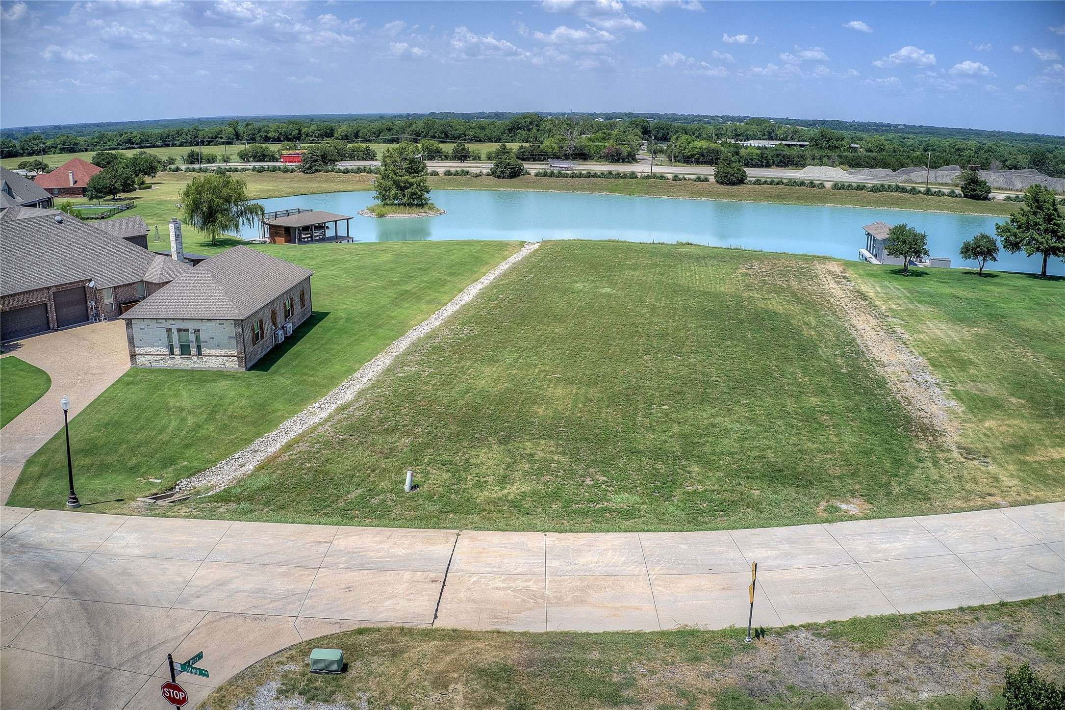 201 Island WAY,  Princeton,  TX 75407