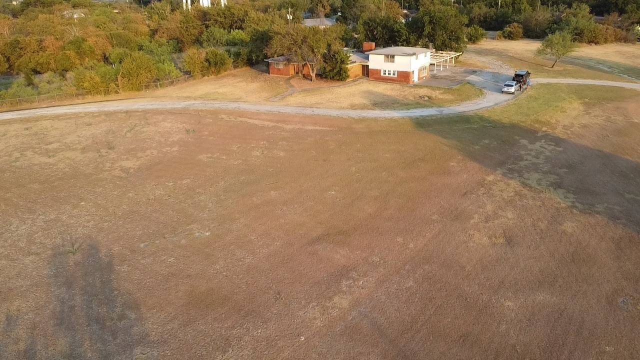 Jacksboro, TX 76458,1115 W Belknap