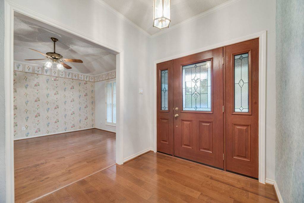 Dallas, TX 75231,7222 Claybrook DR
