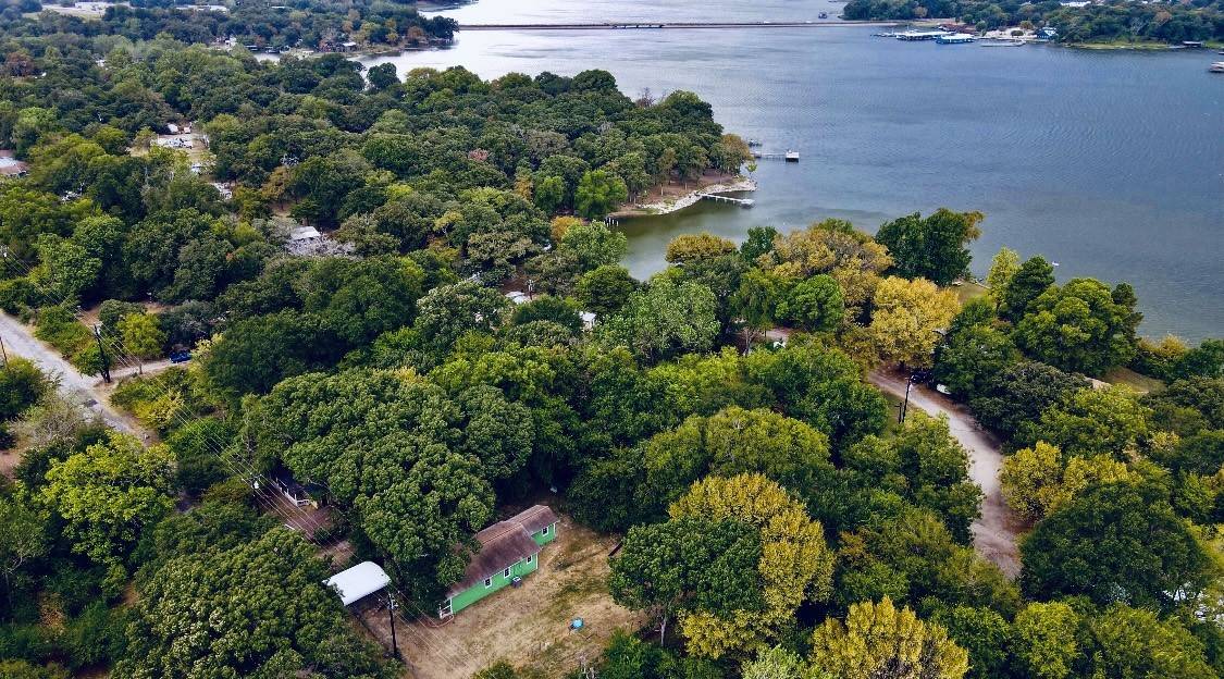 10108 Shoreline DR,  Wills Point,  TX 75169