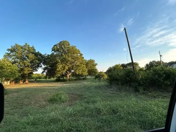 Whitewright, TX 75491,000 E Maple ST