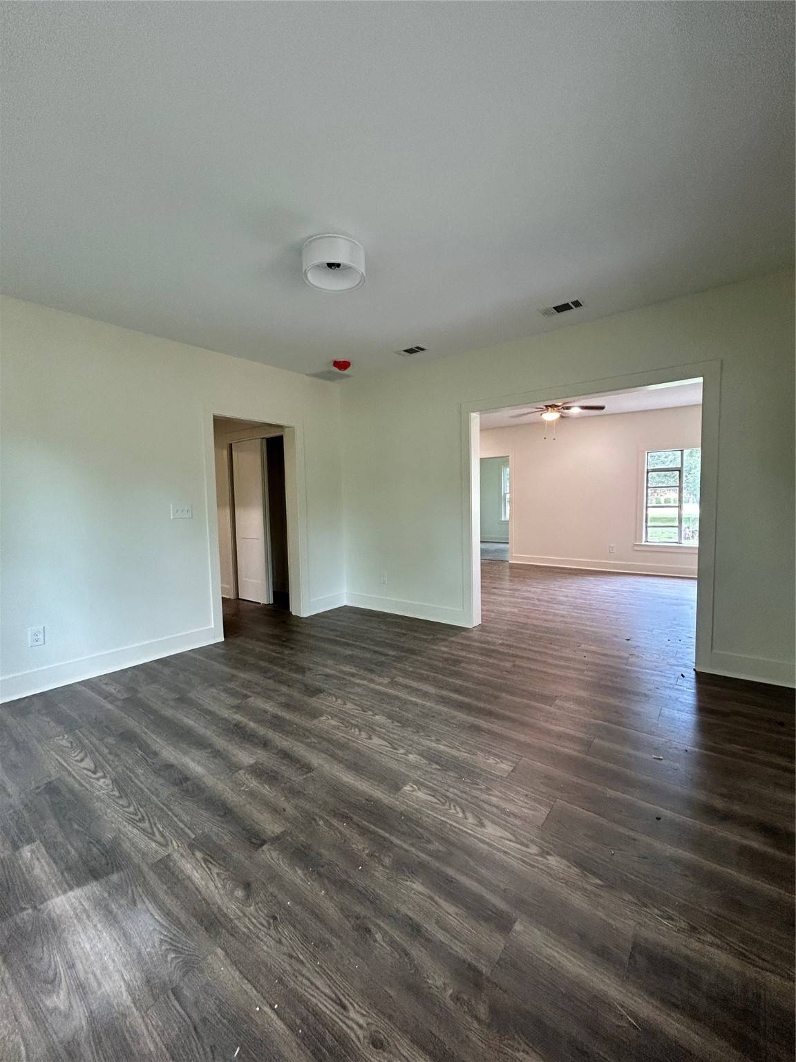Kerens, TX 75144,304 3rd ST