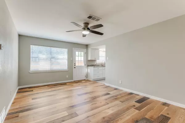 Richardson, TX 75080,439 Malden DR