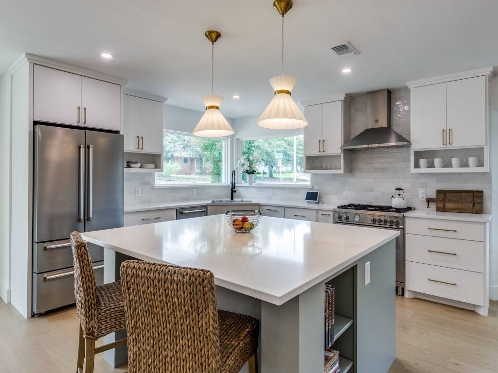 6417 Malcolm DR, Dallas, TX 75214