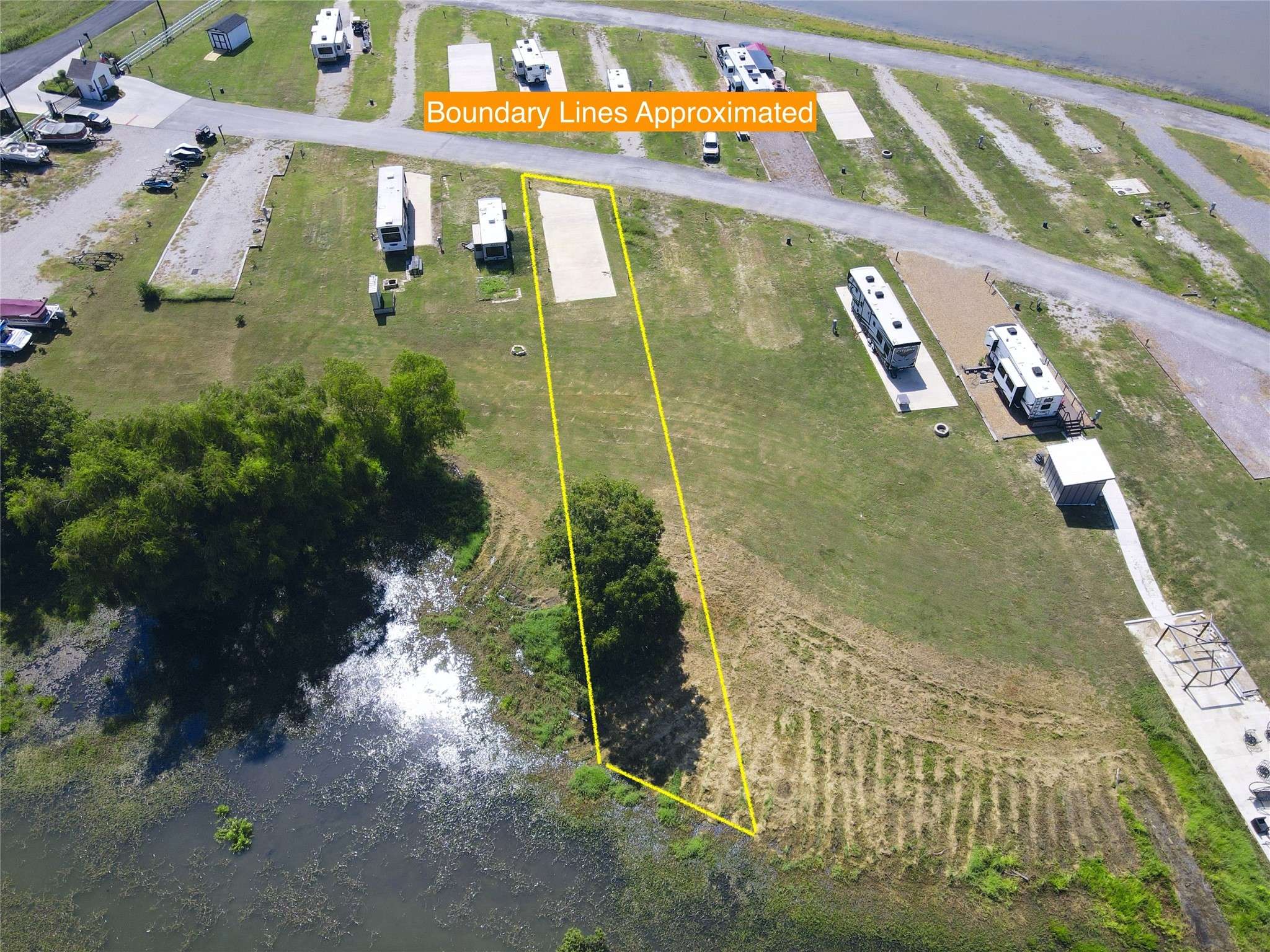Kerens, TX 75144,5086 Waterfront RD