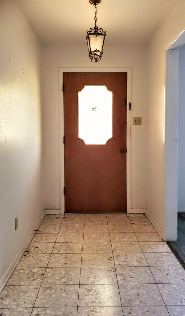 Mineral Wells, TX 76067,1220 NW 7th AVE