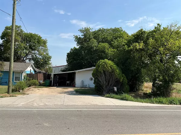 Justin, TX 76247,307 E 5th ST