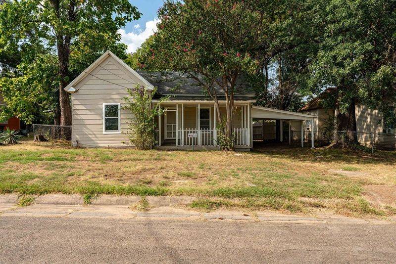 1716 Maple AVE, Paris, TX 75460