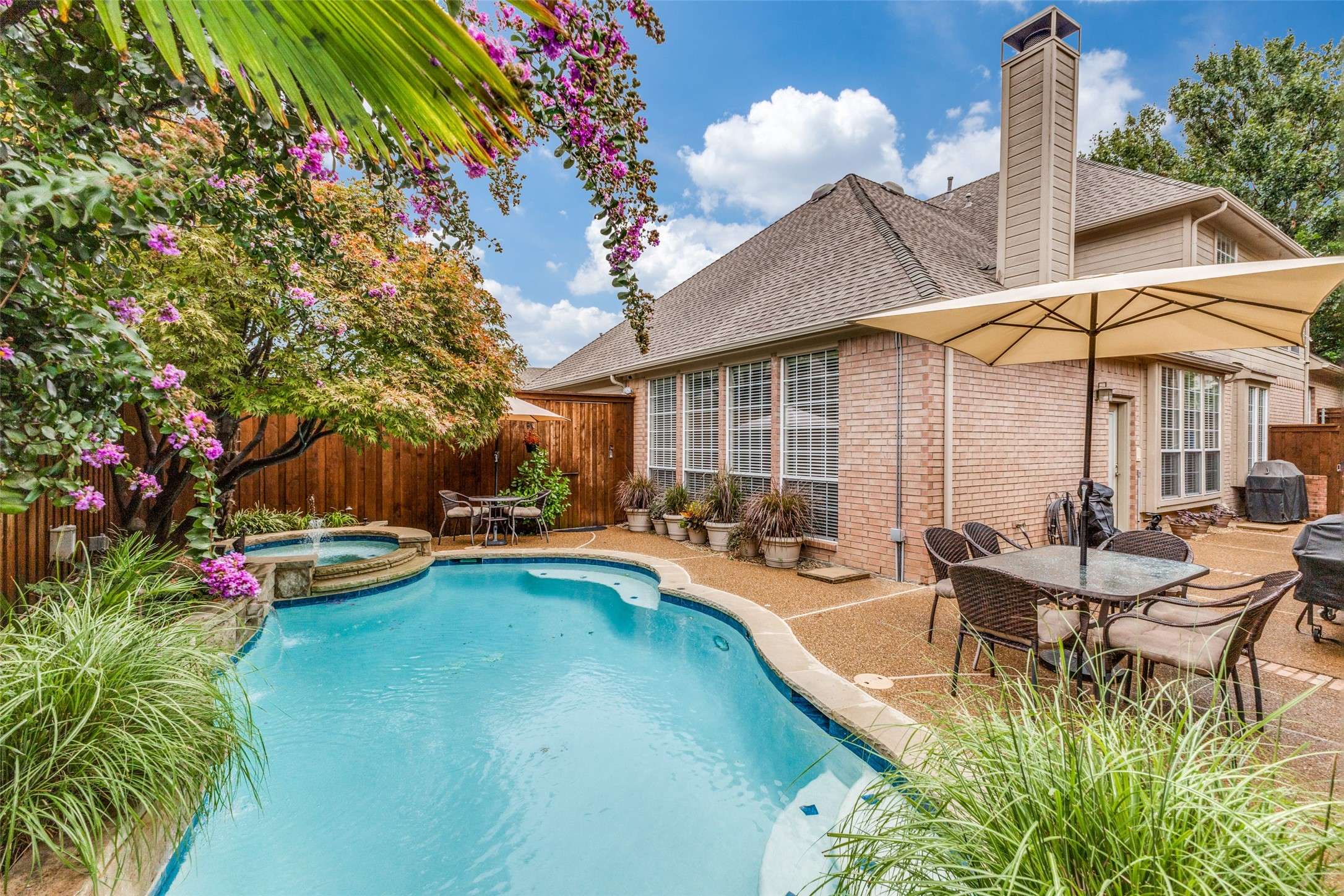 Dallas, TX 75287,4021 Stonehollow WAY