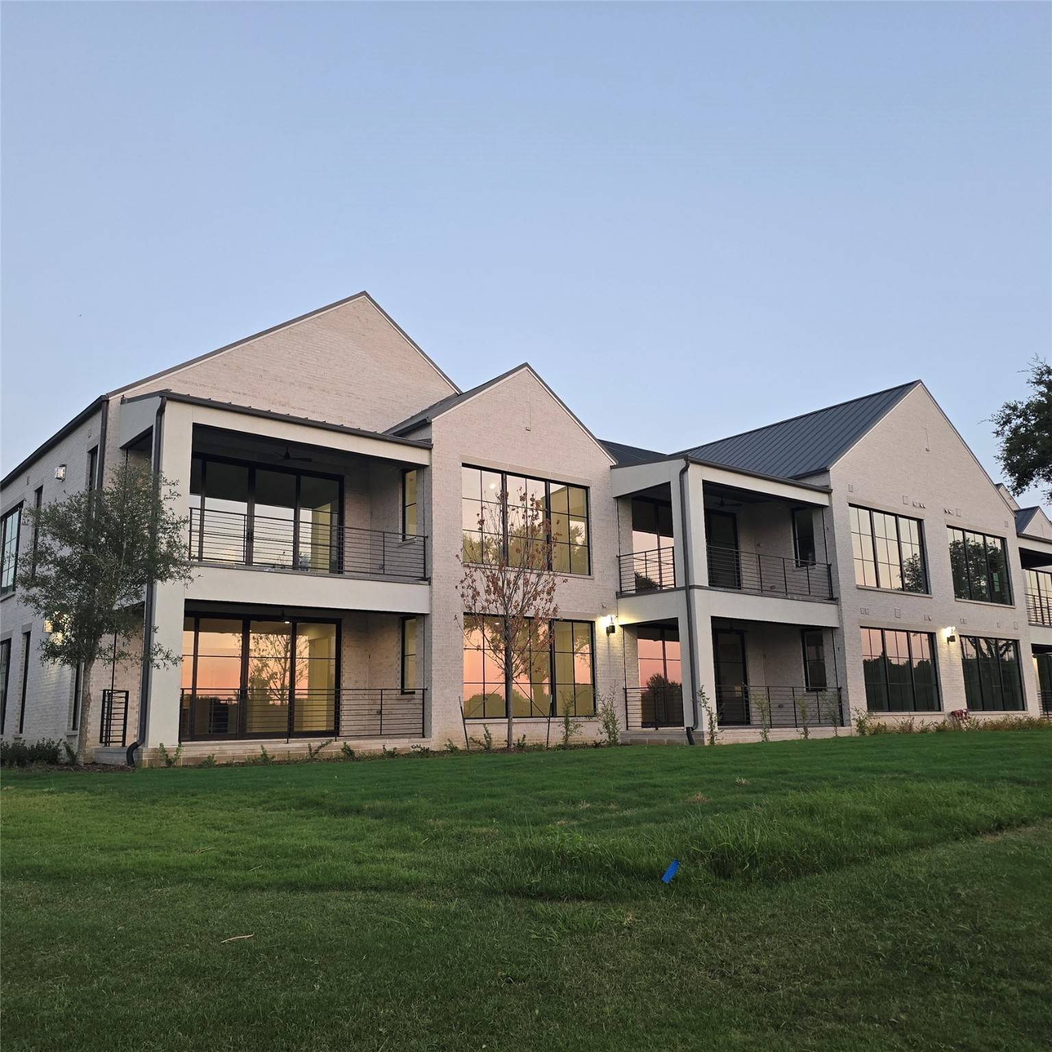 350 O' Connor Ridge BLVD #12, Irving, TX 75038