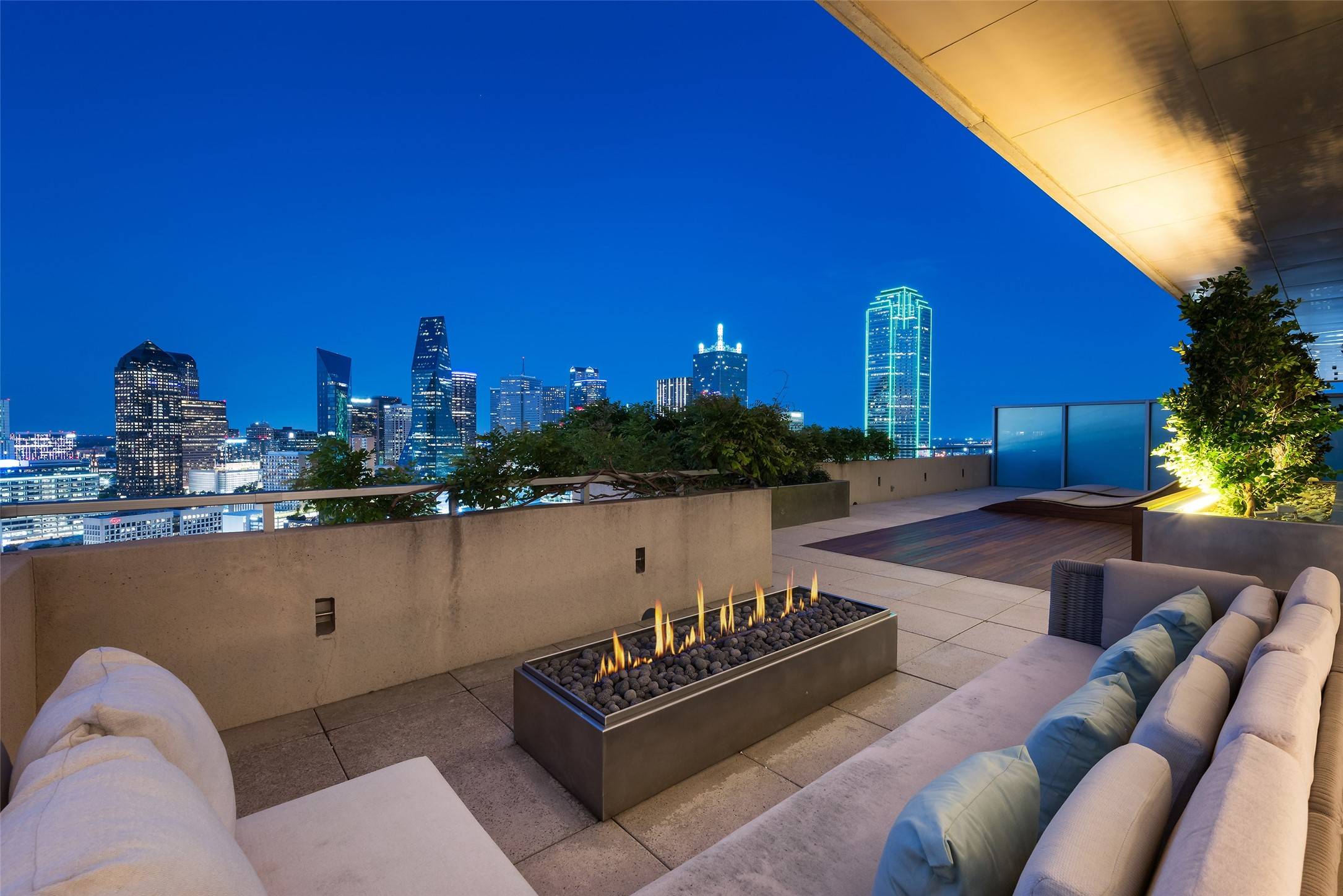 2200 Victory AVE #2701, Dallas, TX 75219