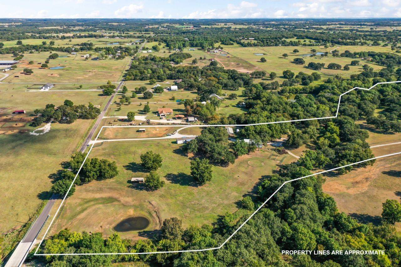 Whitesboro, TX 76273,1460 Roland RD