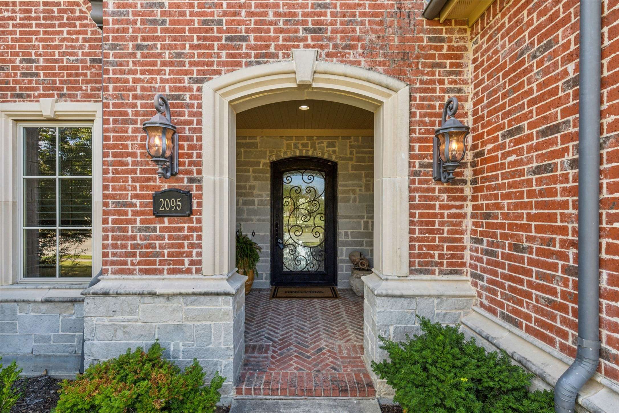 Frisco, TX 75034,2095 Courtland DR