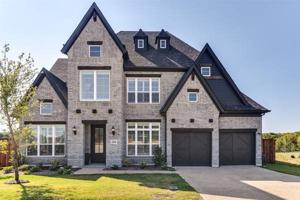 2866 Shane DR, Midlothian, TX 76065