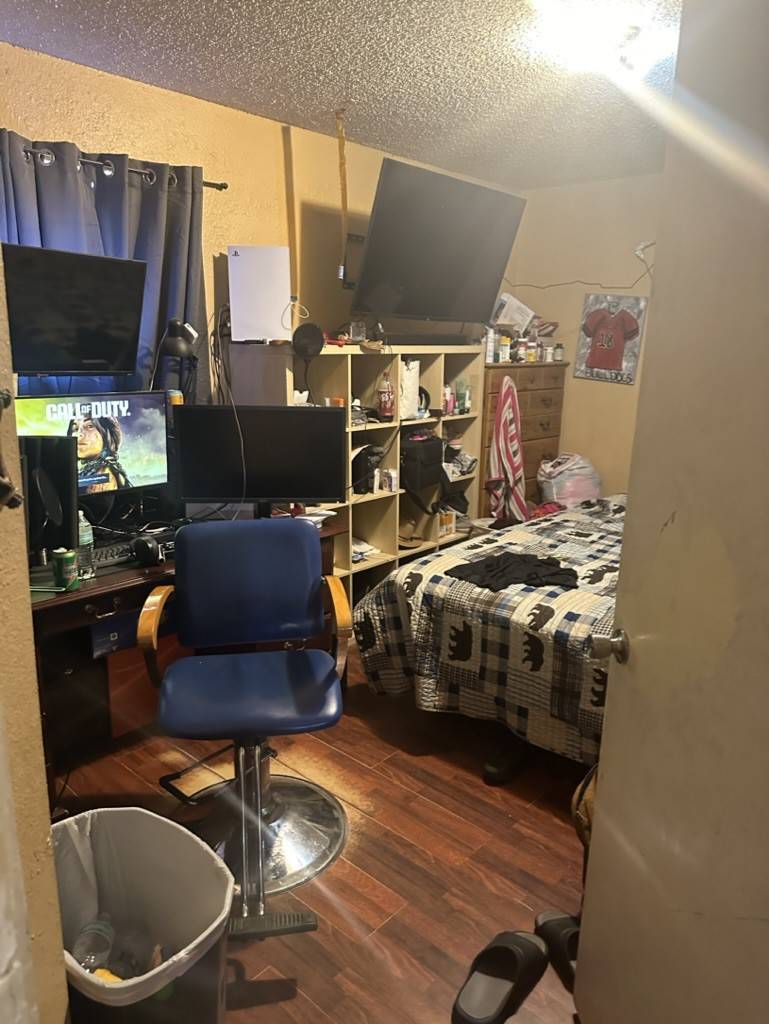 Denison, TX 75020,1101 Park DR