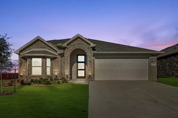 1009 Nighthawk TRL, Alvarado, TX 76009