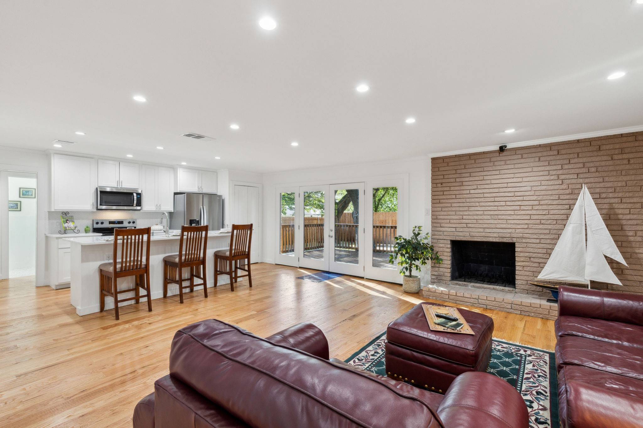 Dallas, TX 75238,10606 Royalwood DR