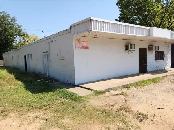 Dallas, TX 75215,4118 Colonial AVE