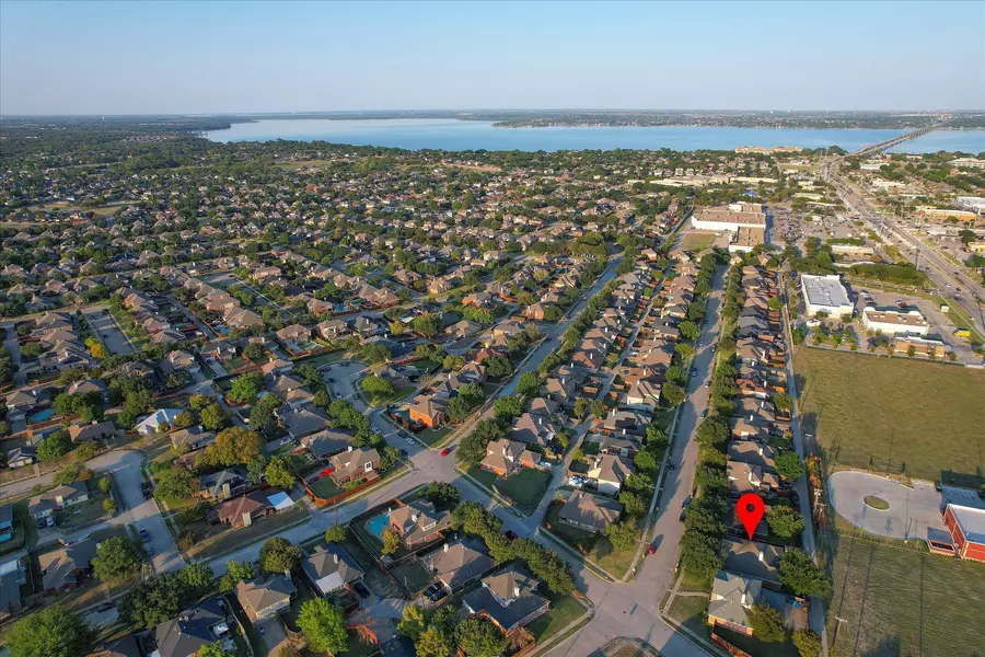 7906 Munich DR, Rowlett, TX 75089