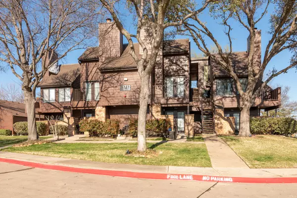 1712 Baird Farm CIR #2205, Arlington, TX 76006