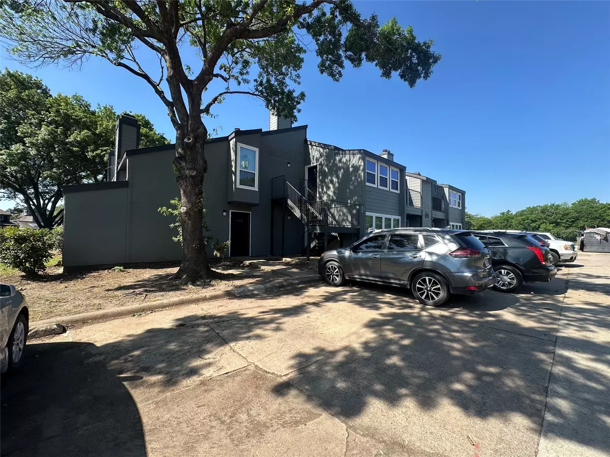 Dallas, TX 75243,9696 Walnut ST #0717