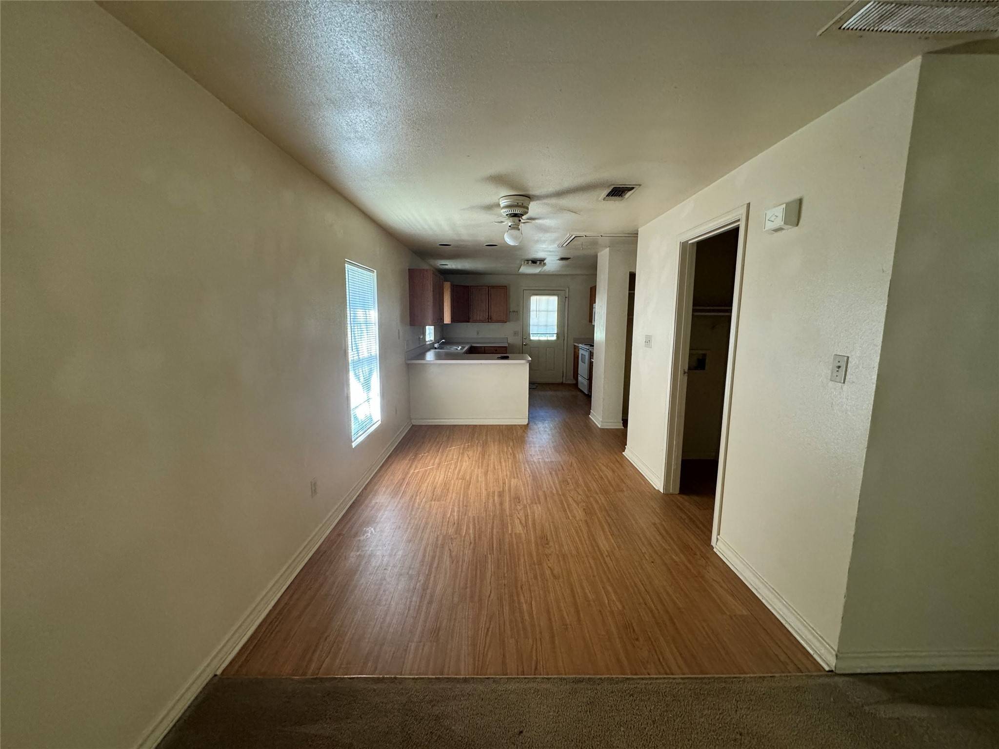 Granbury, TX 76048,718 N Houston ST