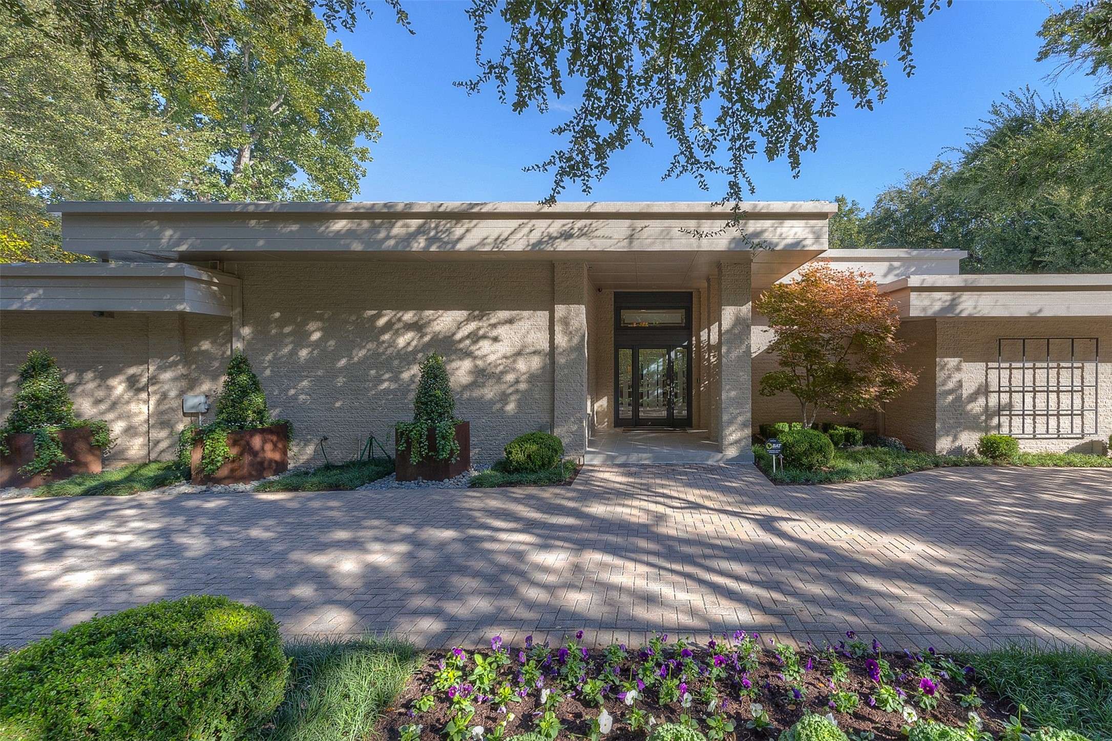 Westover Hills, TX 76107,2137 Hidden Creek RD