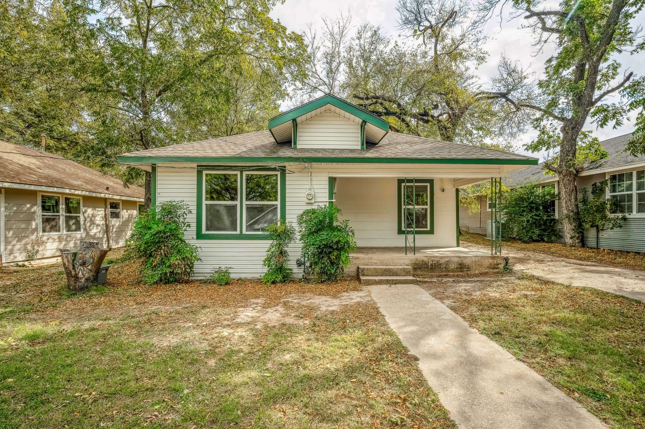 1046 W Green ST, Stephenville, TX 76401