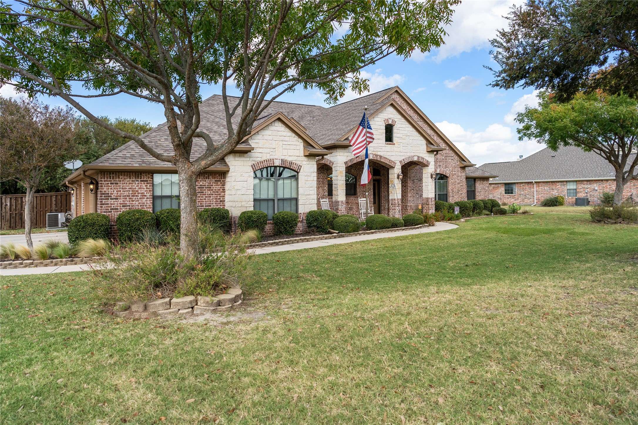 Hudson Oaks, TX 76087,111 Austen DR