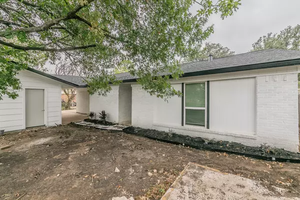 Irving, TX 75062,2820 W Rochelle RD