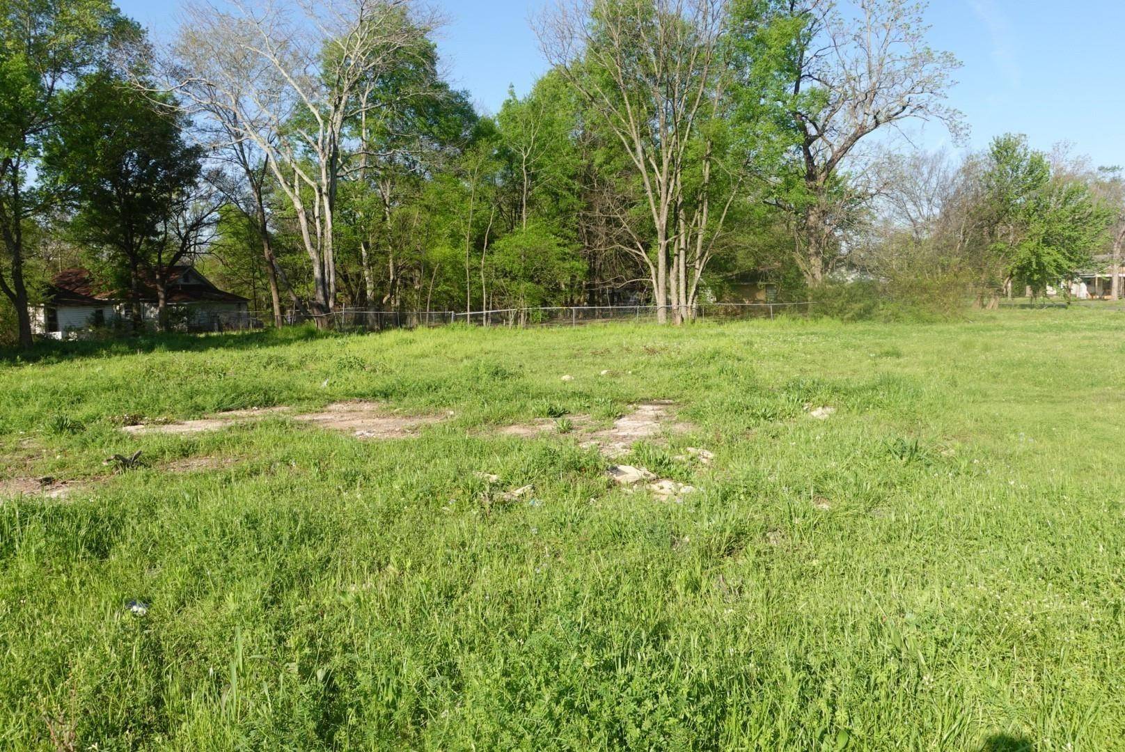8316 Linwood AVE, Shreveport, LA 71106